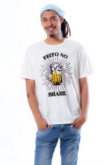 Camiseta Masculina "Feito no Brasil:"